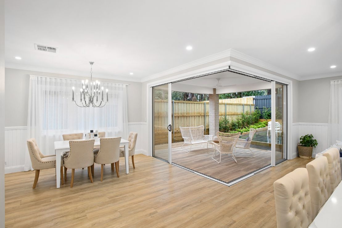 New Sydney home built with sleek modern living room