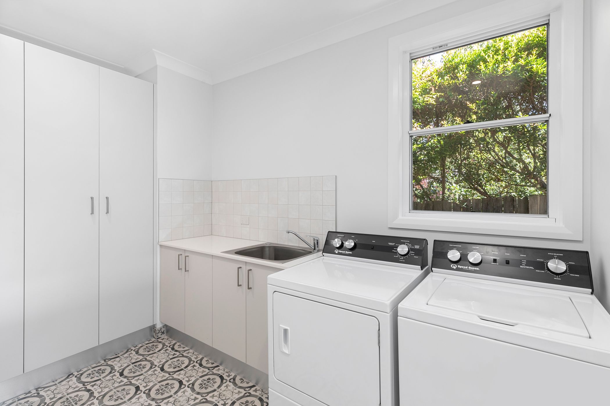 Wahroonga – E180