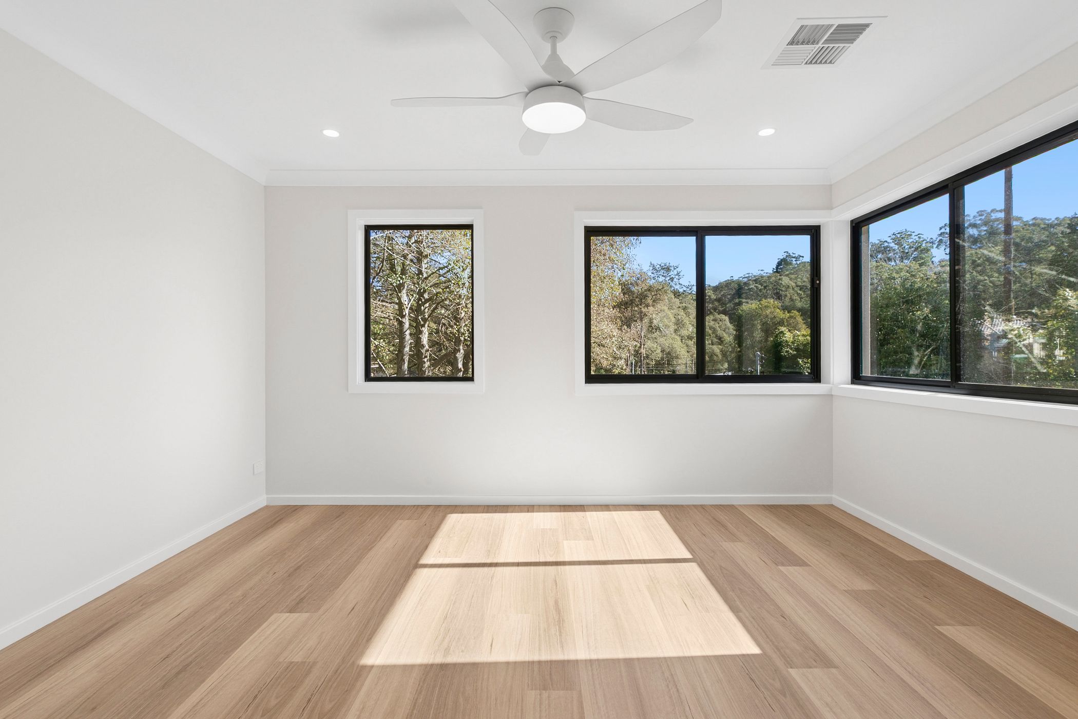 Hornsby – F25